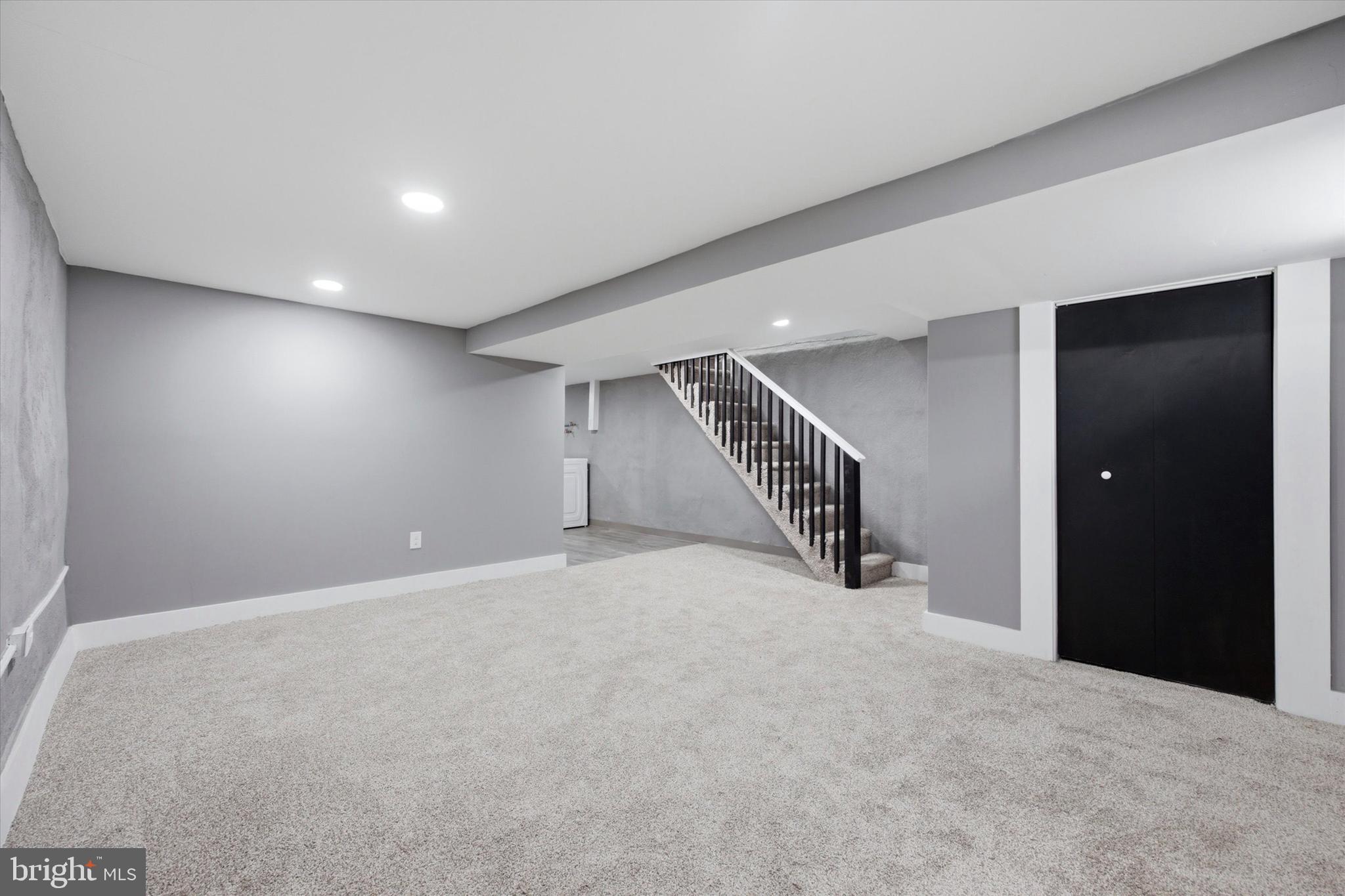 6866 Clover Lane Upper Darby, PA 19082 - Photo 21 of 24