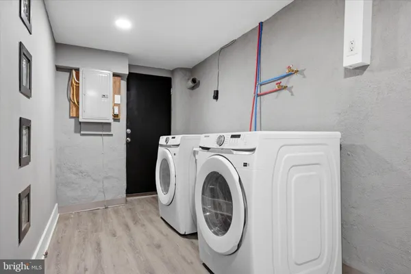 $250,000 | 6866 Clover Lane, Upper Darby, PA 19082