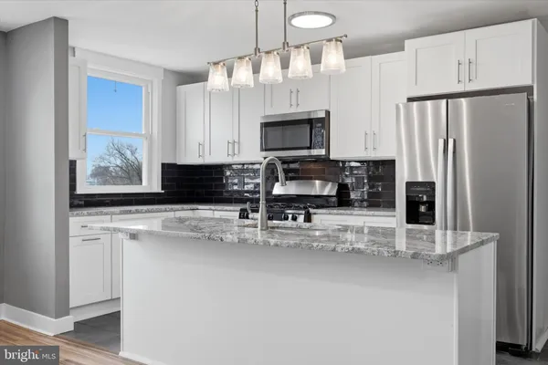 $250,000 | 6866 Clover Lane, Upper Darby, PA 19082