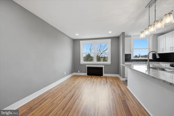 $250,000 | 6866 Clover Lane, Upper Darby, PA 19082