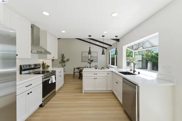 $1,688,000 | 402 Avenida Arboles, San Jose, CA 95123