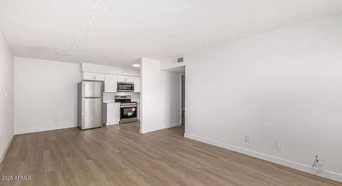 2615 East Greenway Road, Unit 20 Phoenix, AZ 85032 - Photo 8 of 10 IMG_3080