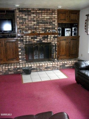 504 Cedar Creek Road Freeport, IL 61032 - Photo 17 of 23 Gallery Image 17