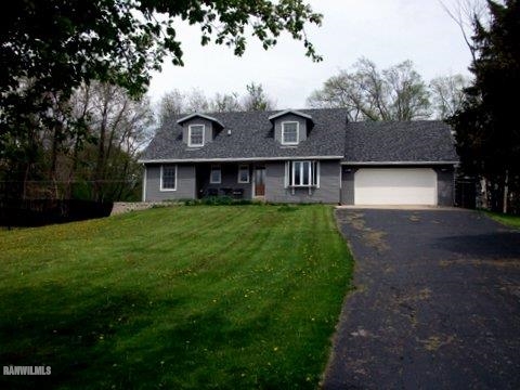 504 Cedar Creek Road Freeport, IL 61032 - Photo 4 of 23 Gallery Image 4