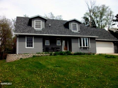 504 Cedar Creek Road Freeport, IL 61032 - Photo 6 of 23 Gallery Image 6