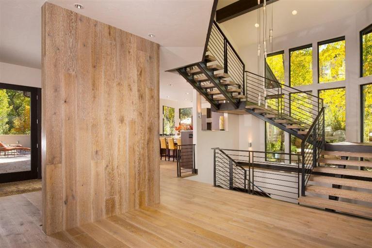 184 Arrowhead Drive Edwards, CO 81632 - Photo 10 of 23 a view of entryway and hall with wooden floor