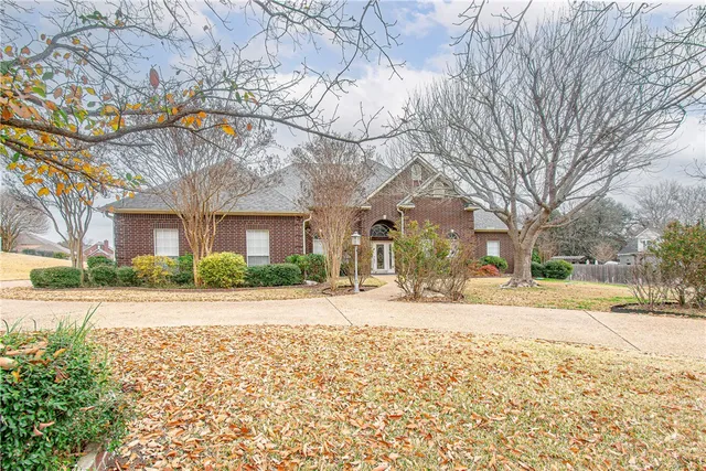 $799,900 | 3118 River Pl Drive, Belton, TX 76513