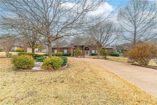 $799,900 | 3118 River Pl Drive, Belton, TX 76513