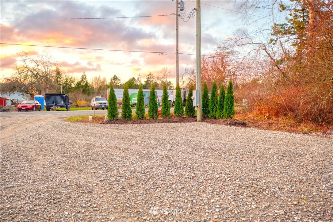 486 Teller Road Point Roberts, WA 98281 - Photo 5 of 11 Gallery Image 5