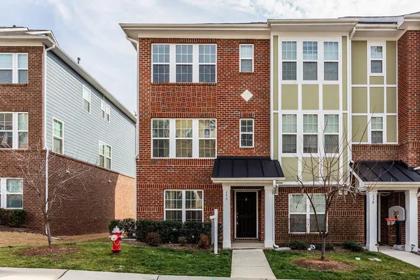 $1,895 | 240 Michigan Avenue, Cary, NC 27519