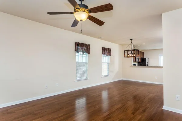 $1,895 | 240 Michigan Avenue, Cary, NC 27519