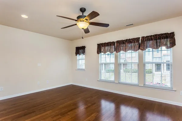 $1,895 | 240 Michigan Avenue, Cary, NC 27519