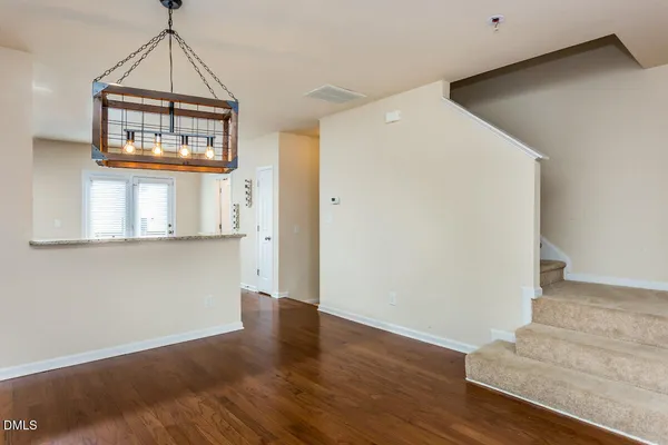 $1,895 | 240 Michigan Avenue, Cary, NC 27519