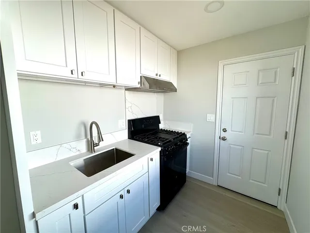 $2,600 | 409 East Lemon Avenue, Glendora, CA 91741