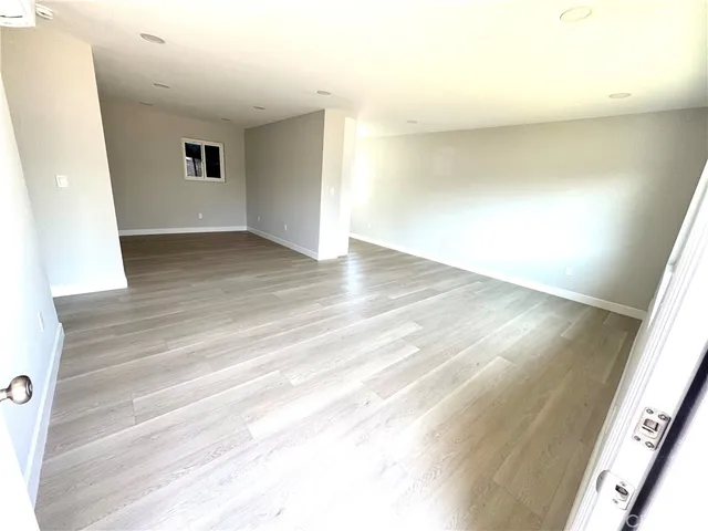 $2,600 | 409 East Lemon Avenue, Glendora, CA 91741