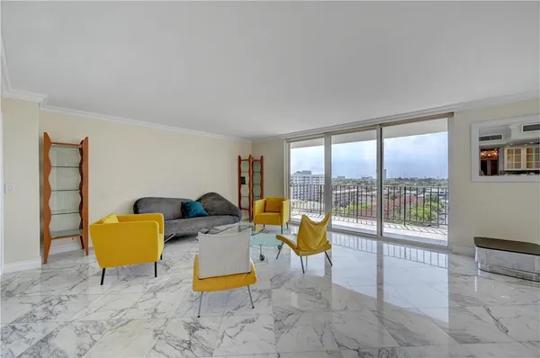 $3,600 | 2030 South Ocean Drive, Unit 807, Hallandale Beach, FL 33009