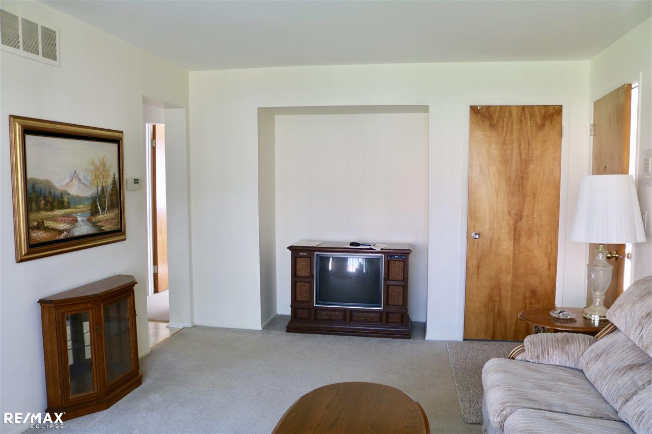 29470 Hoover Road Warren, MI 48093 - Photo 15 of 35