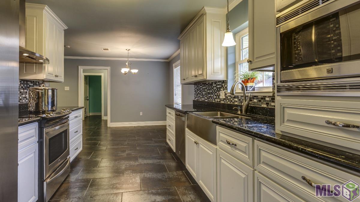 362 Rue De Laplace Baton Rouge, LA 70810 - Photo 4 of 21