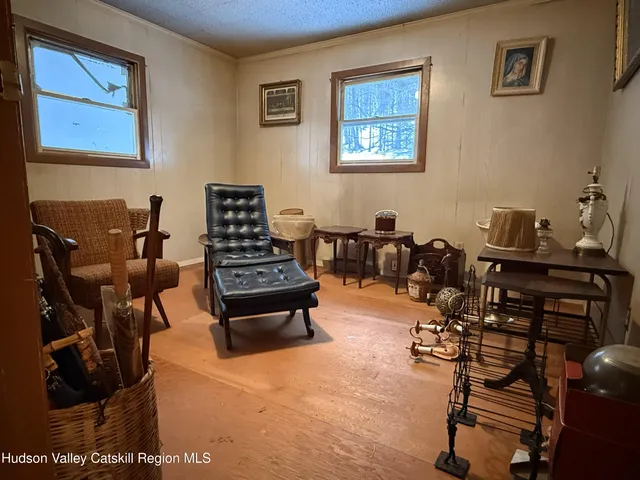 a view of a storage & utility room