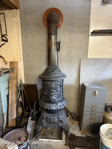 a view of a house with a tree