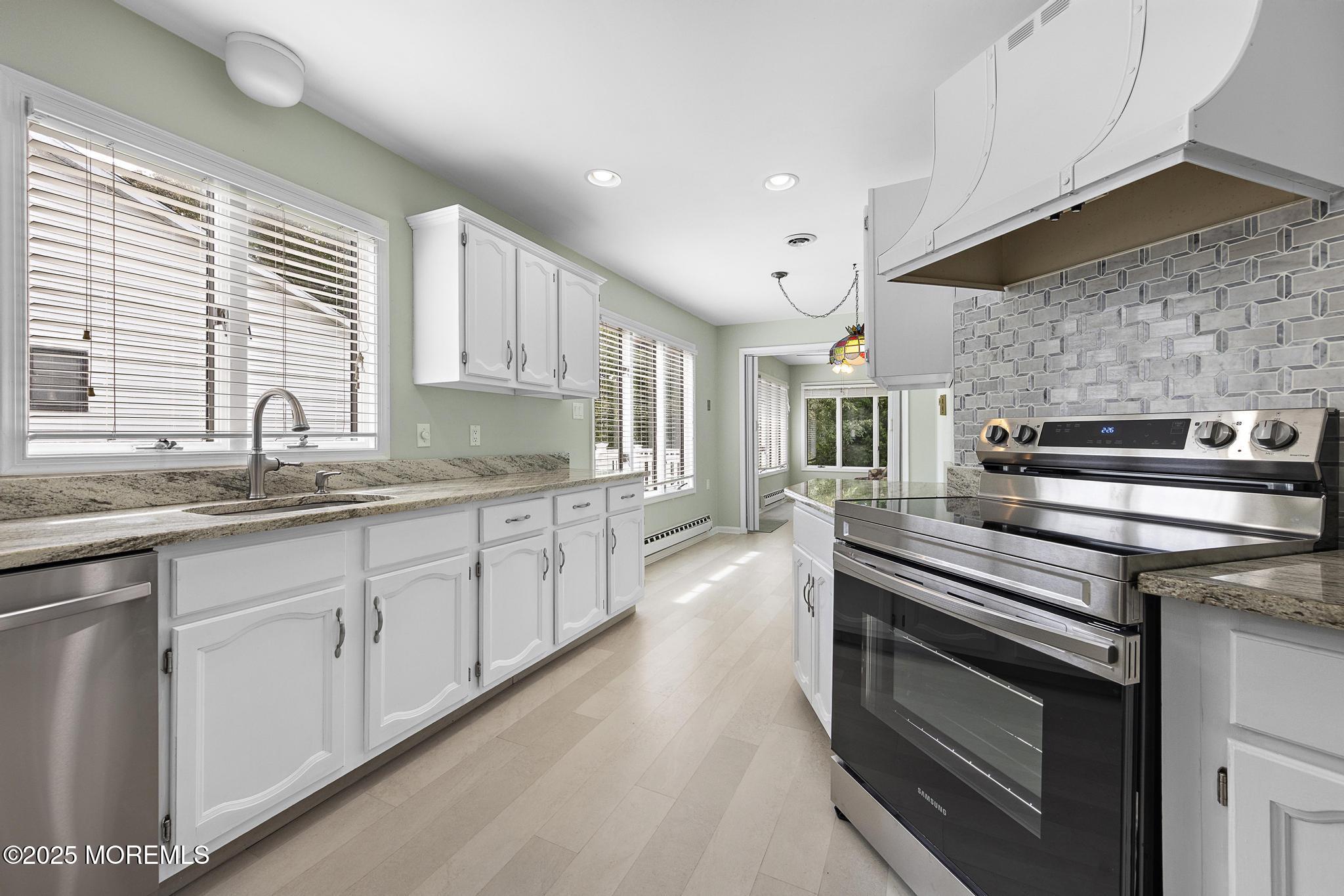 102 Ash Road Manahawkin, NJ 08050 - Photo 10 of 51 102 Ash (32)