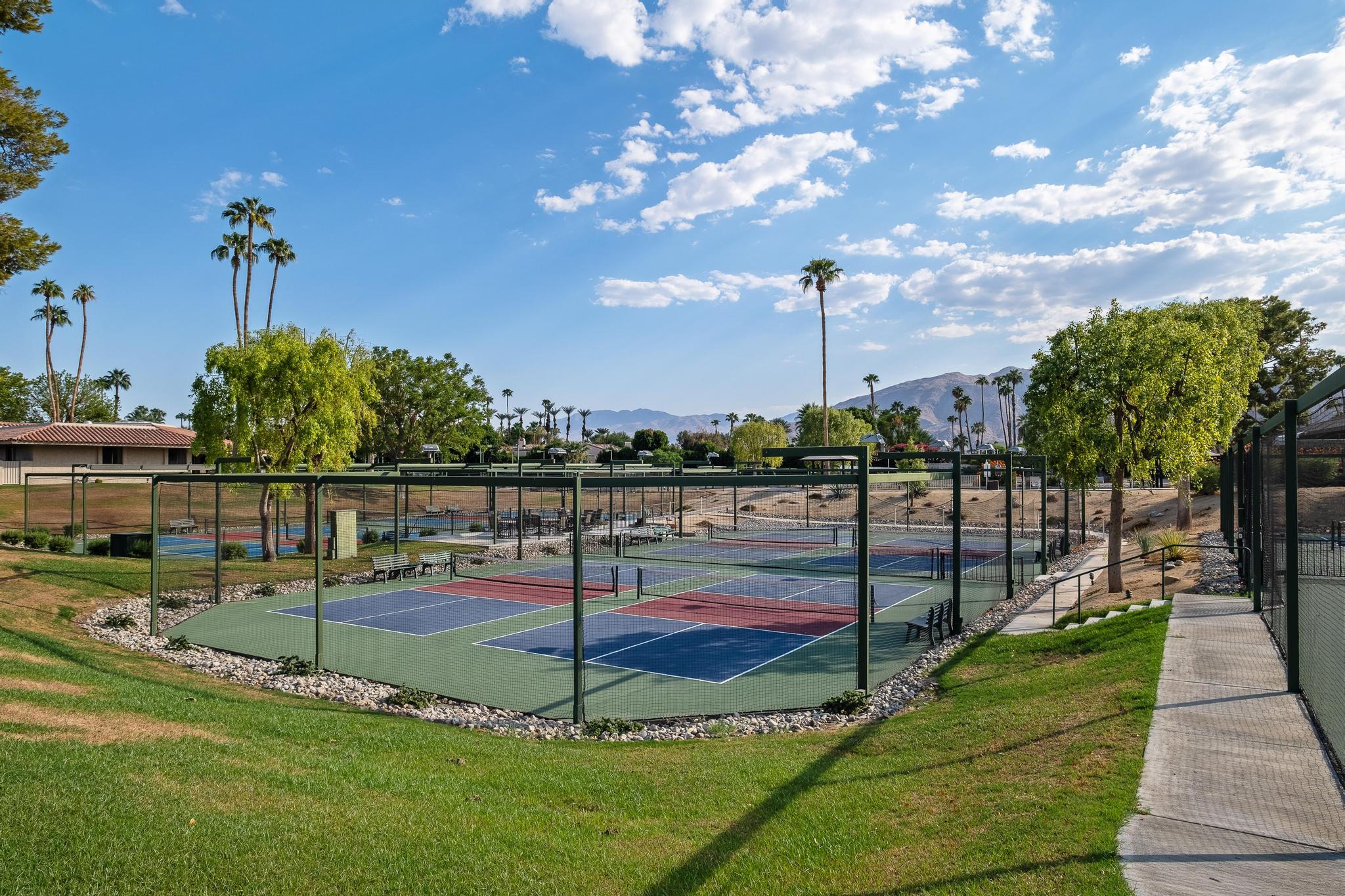 30 Columbia Drive Rancho Mirage, CA 92270 - Photo 43 of 49 a view of a garden
