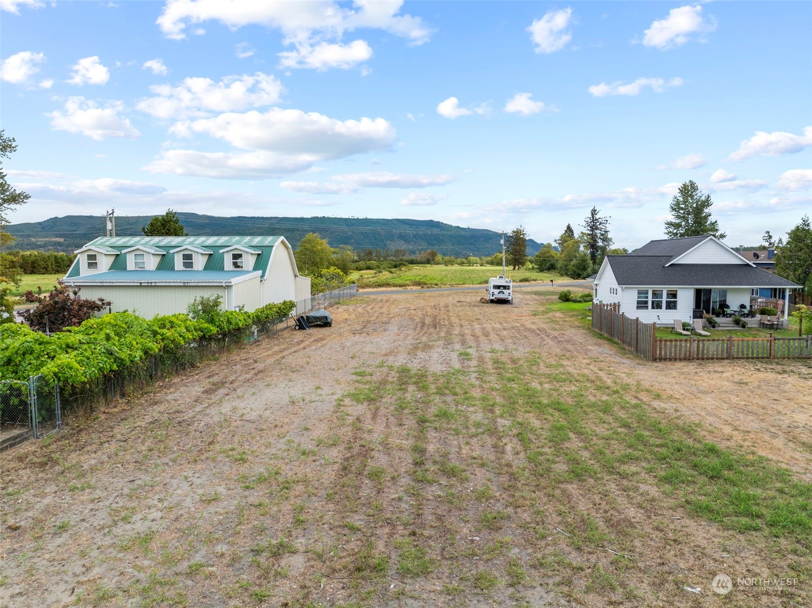 237 West Sunny Sands Road Cathlamet, WA 98612 - Photo 6 of 17 Gallery Image 6