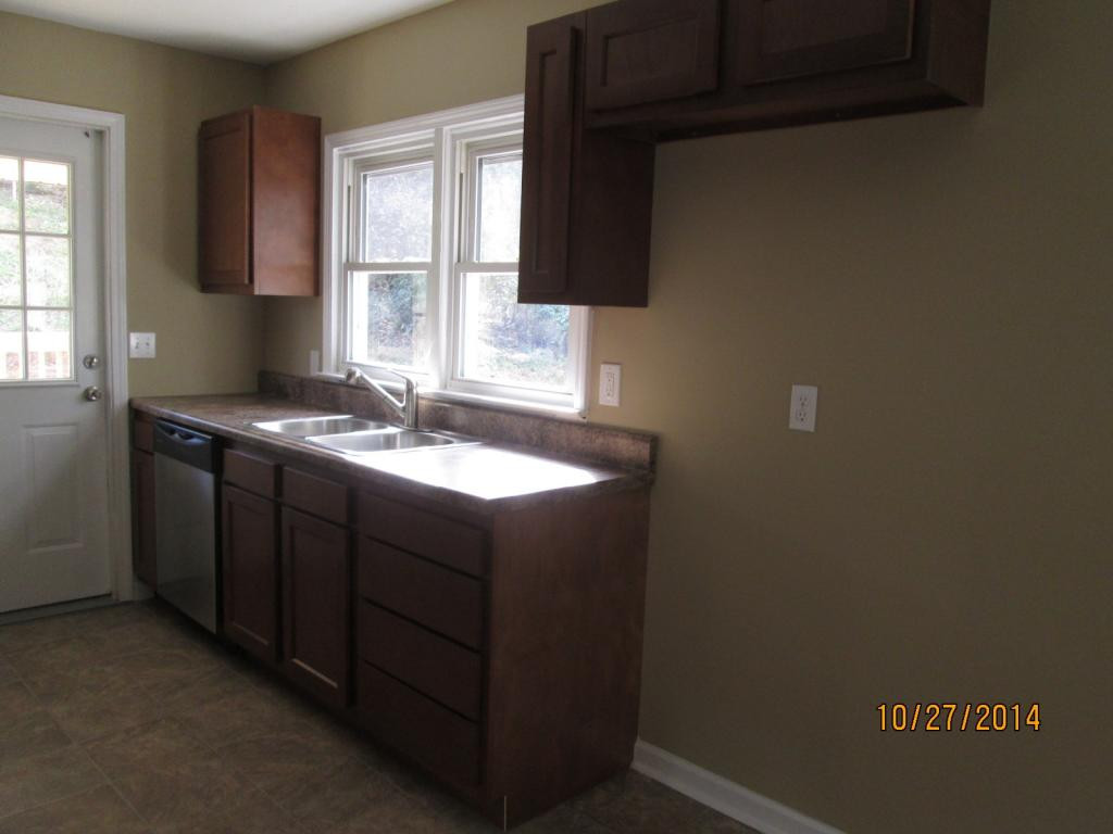 1363 Jones Quarry Road Greeneville, TN 37745 - Photo 6 of 22 Photo 6