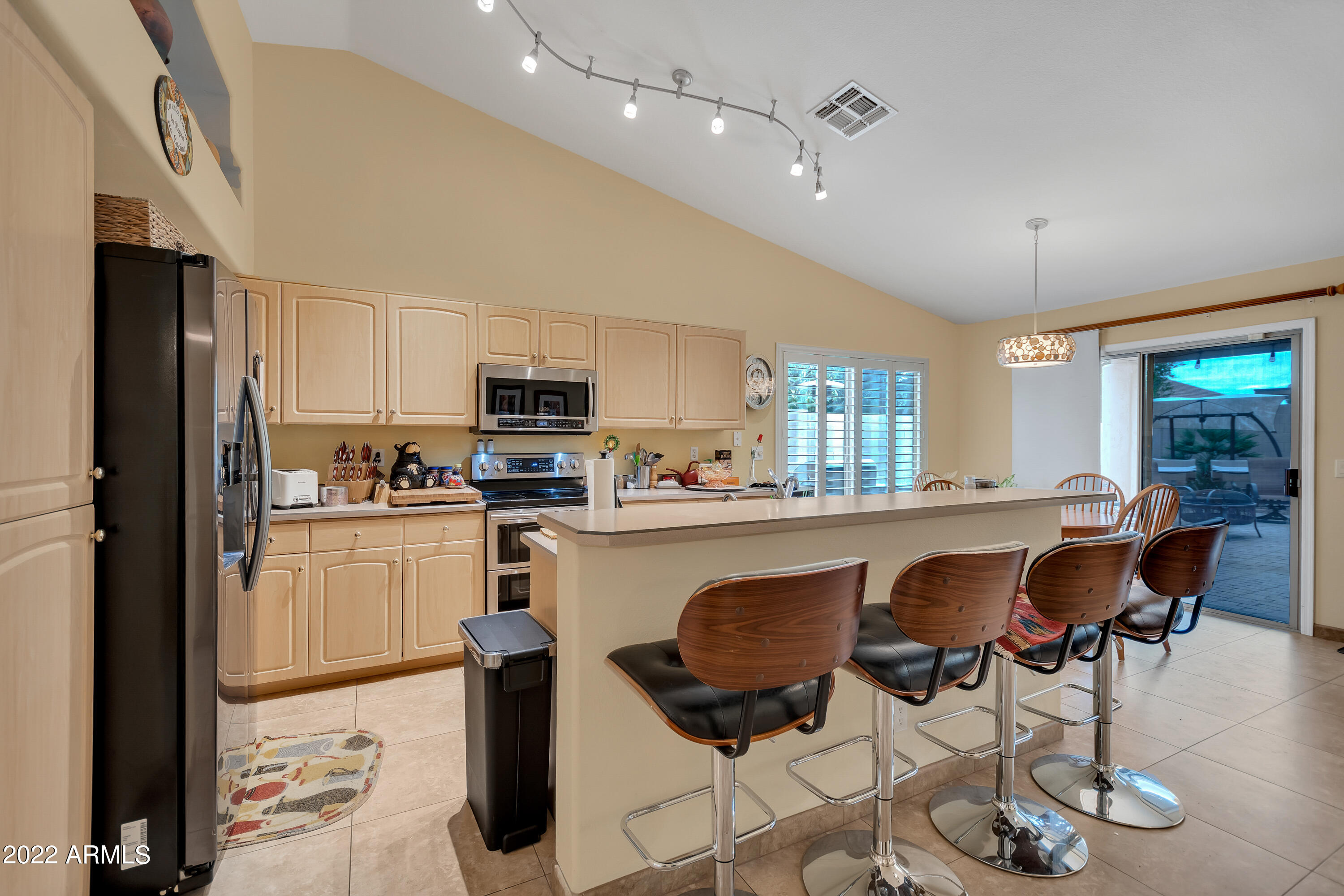471 East Appaloosa Road Gilbert, AZ 85296 - Photo 9 of 34 Kitchen