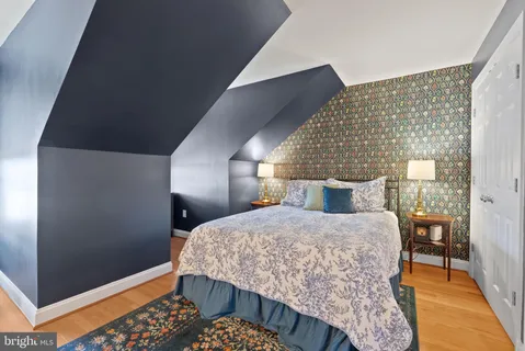 $1,095,000 | 3549 Goddard Way, Alexandria, VA 22304