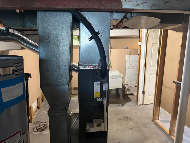 $110,000 | 20847 Hollywood Street, Harper Woods, MI 48225