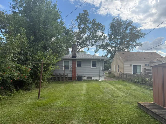 $110,000 | 20847 Hollywood Street, Harper Woods, MI 48225