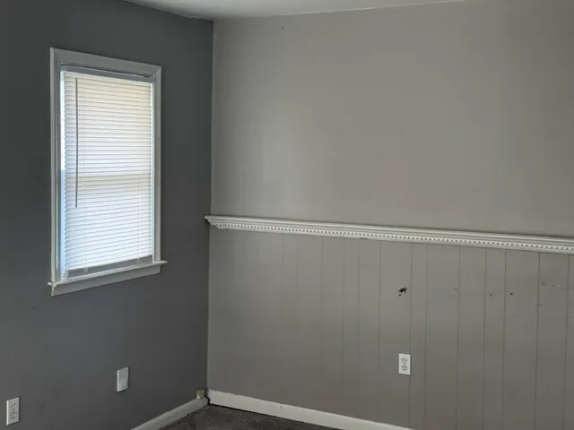 $110,000 | 20847 Hollywood Street, Harper Woods, MI 48225