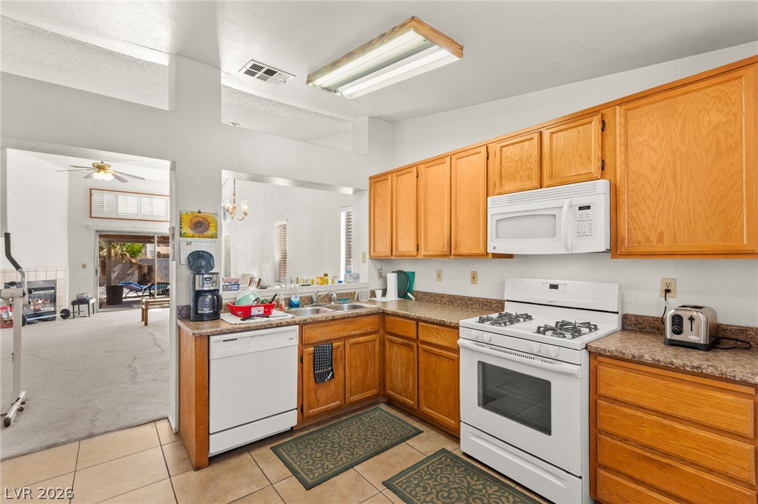 2786 Rungsted Street Las Vegas, NV 89142 - Photo 15 of 41 Gallery Image 15