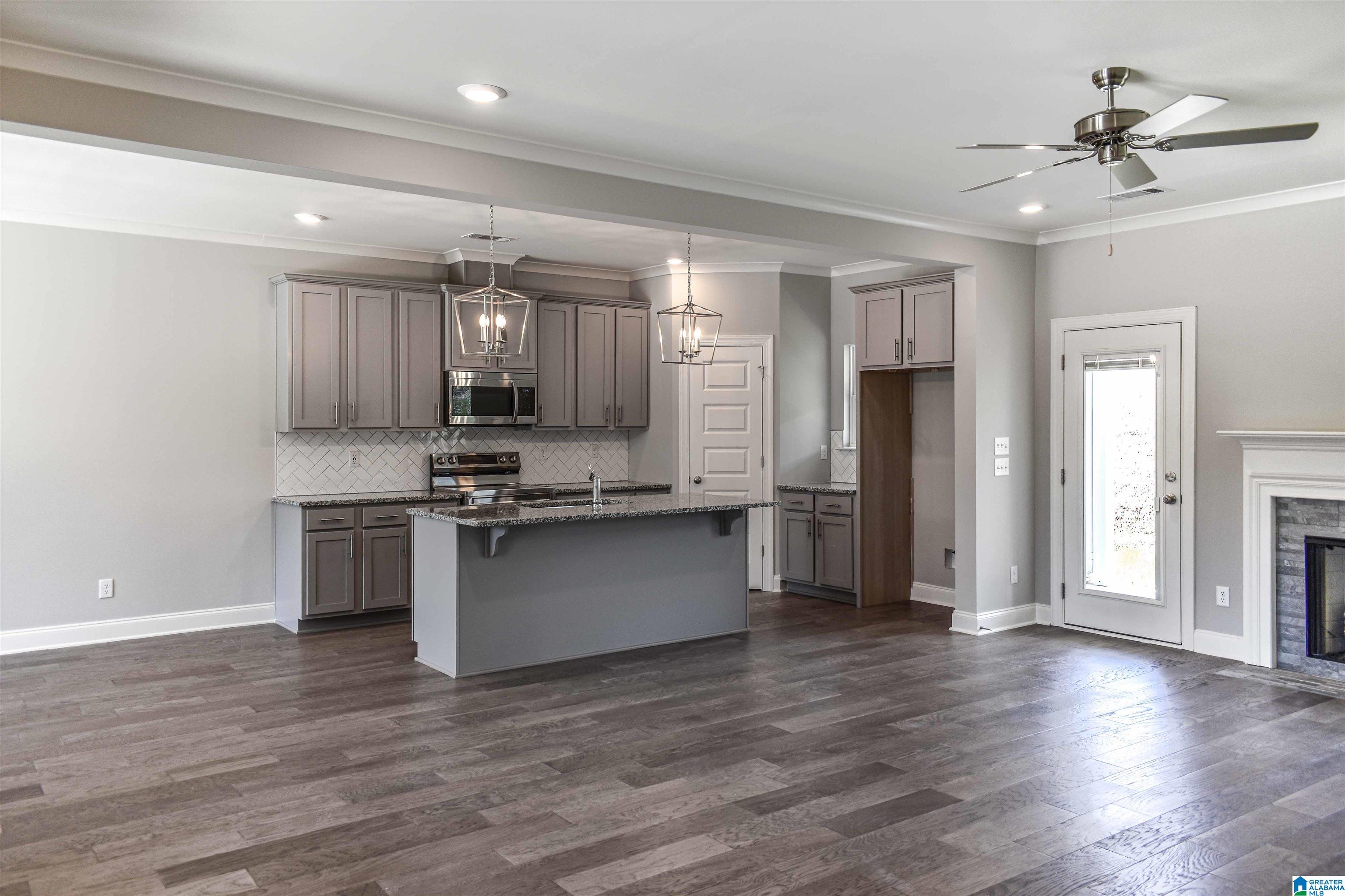 39 Pacific Street Pell City, AL 35128 - Photo 5 of 36