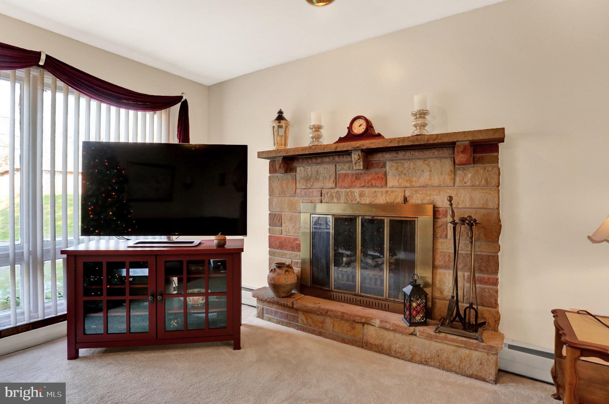 28 Valley Road Hummelstown, PA 17036 - Photo 3 of 31 Gallery Image 3
