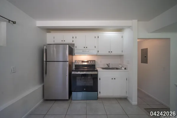 $2,500 | 4138 Keaka Drive, Unit B, Honolulu, HI 96818