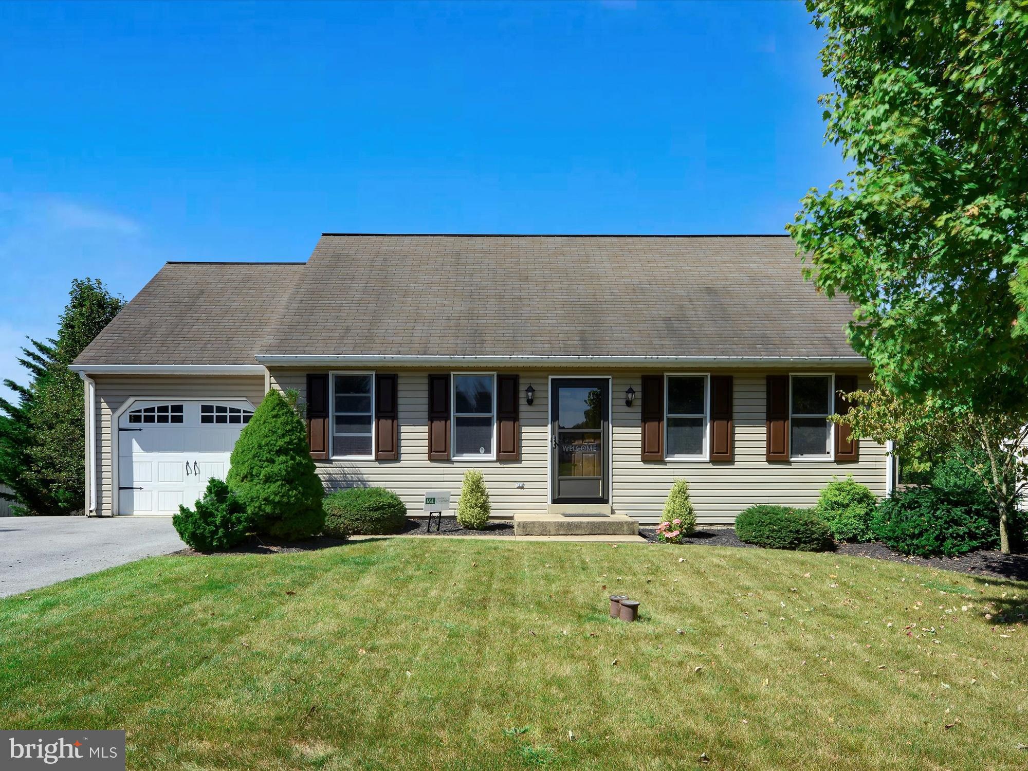 20 Barnhill Road Denver, PA 17517 - Photo 1 of 26 Front