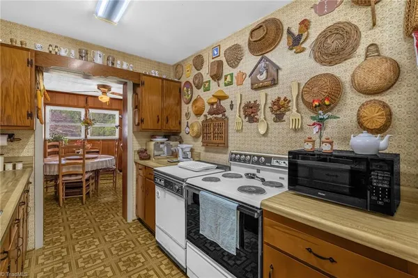 $214,900 | 1242 Norman Drive, Eden, NC 27288