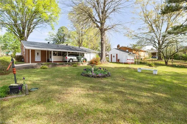 $214,900 | 1242 Norman Drive, Eden, NC 27288