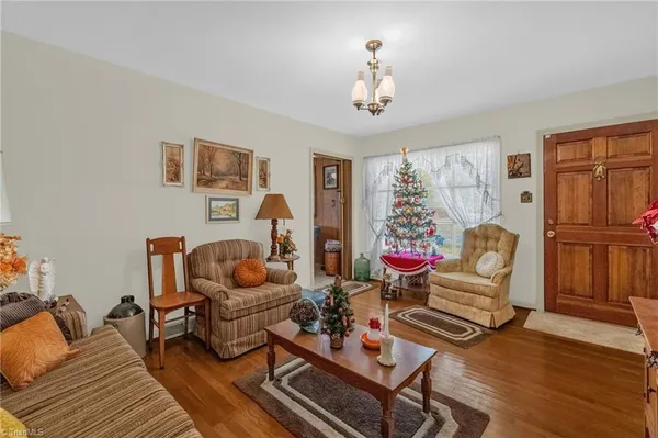 $214,900 | 1242 Norman Drive, Eden, NC 27288