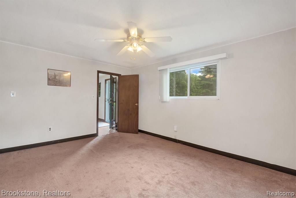 3740 John R Road Rochester Hills, MI 48307 - Photo 16 of 33