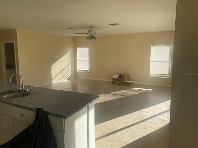 $2,000 | 359 Alegriano Court, Kissimmee, FL 34758