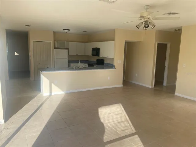 $2,000 | 359 Alegriano Court, Kissimmee, FL 34758