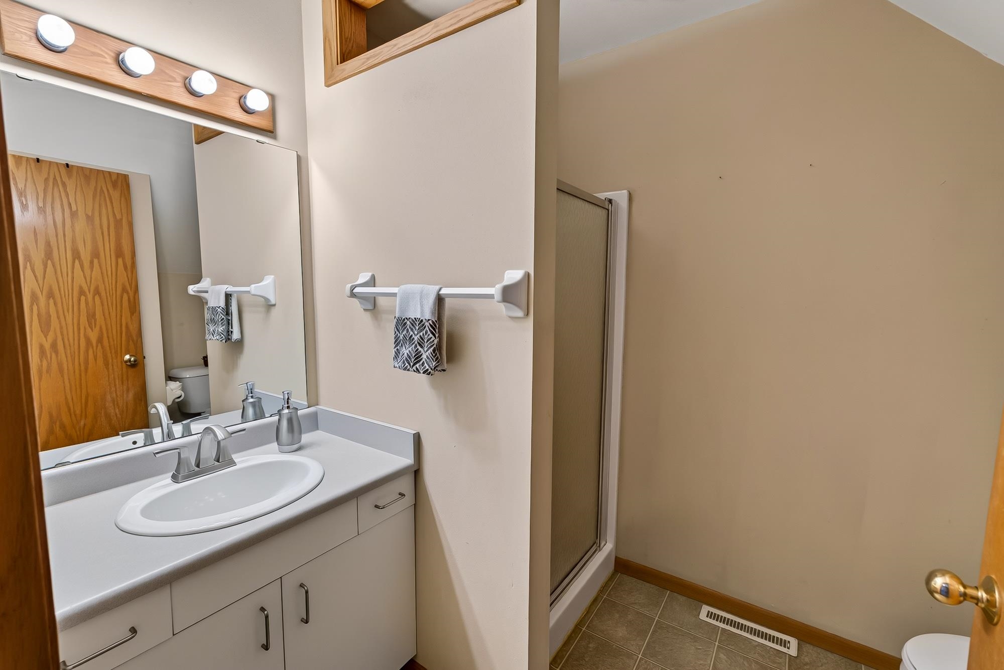 6609 Raymond Road Madison, WI 53711 - Photo 40 of 43 Gallery Image 40