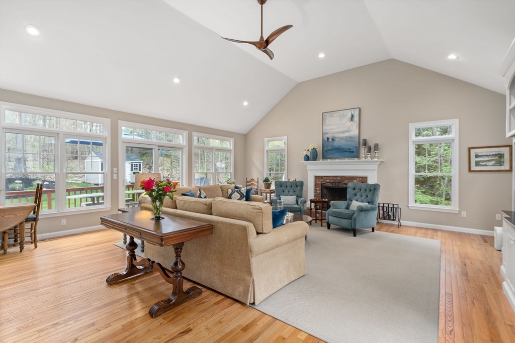 5 Fairview Road Medfield, MA 02052 - Photo 9 of 34 Gallery Image 9