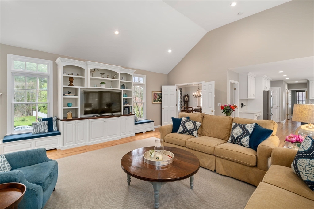 5 Fairview Road Medfield, MA 02052 - Photo 10 of 34 Gallery Image 10