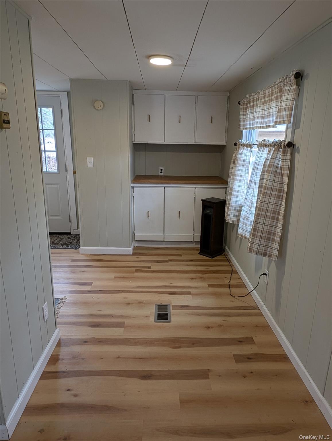 549 Hearts Content Road Cairo, NY 12473 - Photo 11 of 27 a view of cabinet