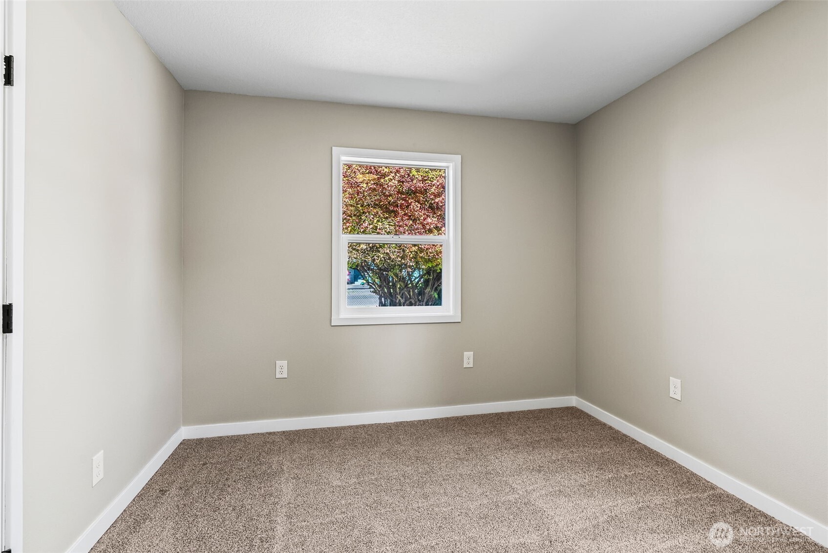 358 Cypress Street Longview, WA 98632 - Photo 17 of 25