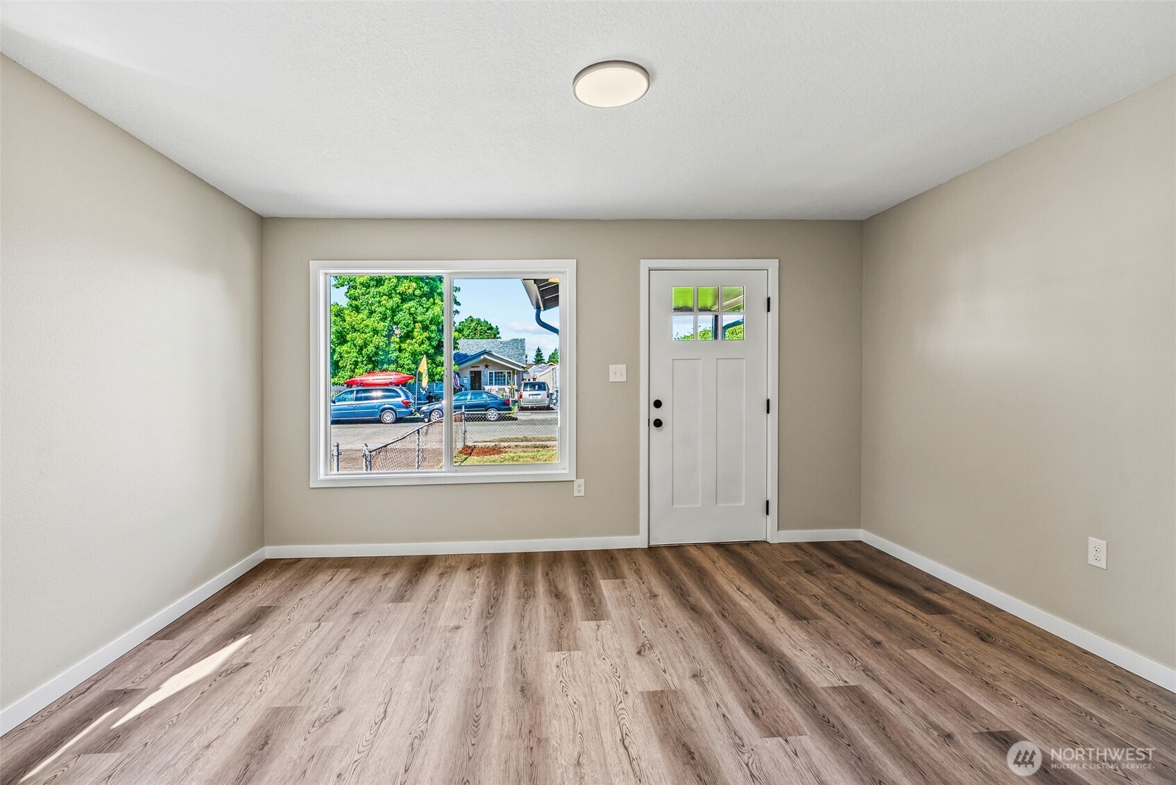 358 Cypress Street Longview, WA 98632 - Photo 10 of 25